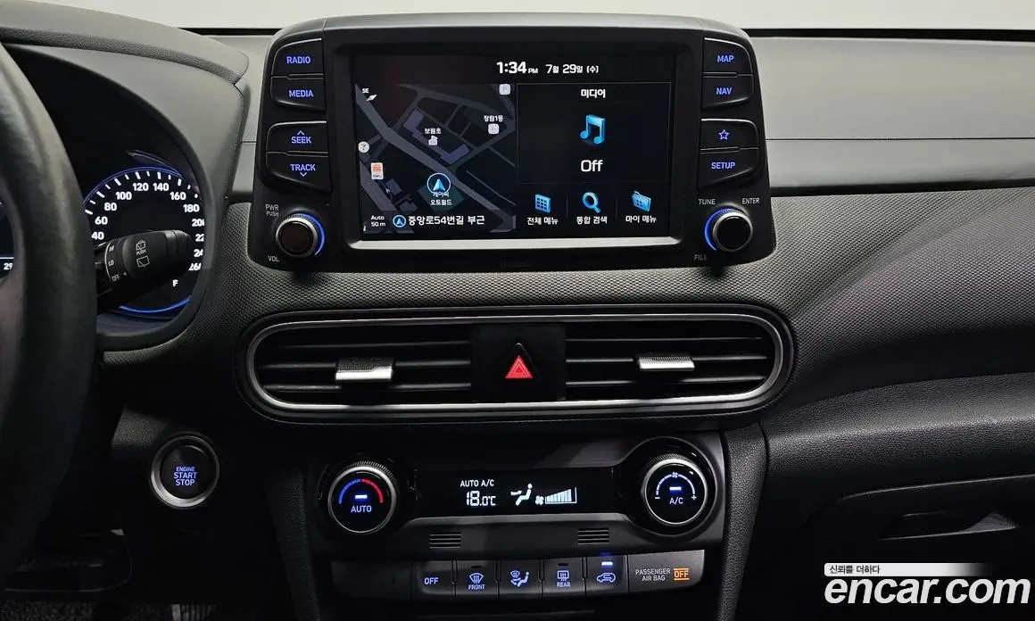 Hyundai Kona 2018 1.6 автомат (гидро), фото 14