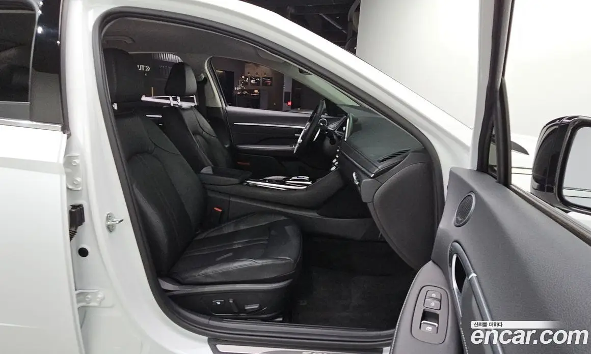 Hyundai Sonata 2021 2.0 автомат (гидро), фото 12 Hyundai Sonata 2021 2.0 автомат (гидро), фото 12