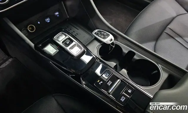 Hyundai Sonata 2021 2.0 автомат (гидро), миниатюра 9 Hyundai Sonata 2021 2.0 автомат (гидро), миниатюра 9