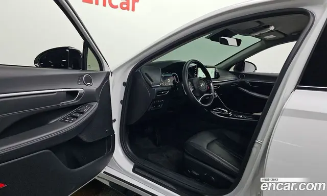 Hyundai Sonata 2021 2.0 автомат (гидро), миниатюра 10 Hyundai Sonata 2021 2.0 автомат (гидро), миниатюра 10