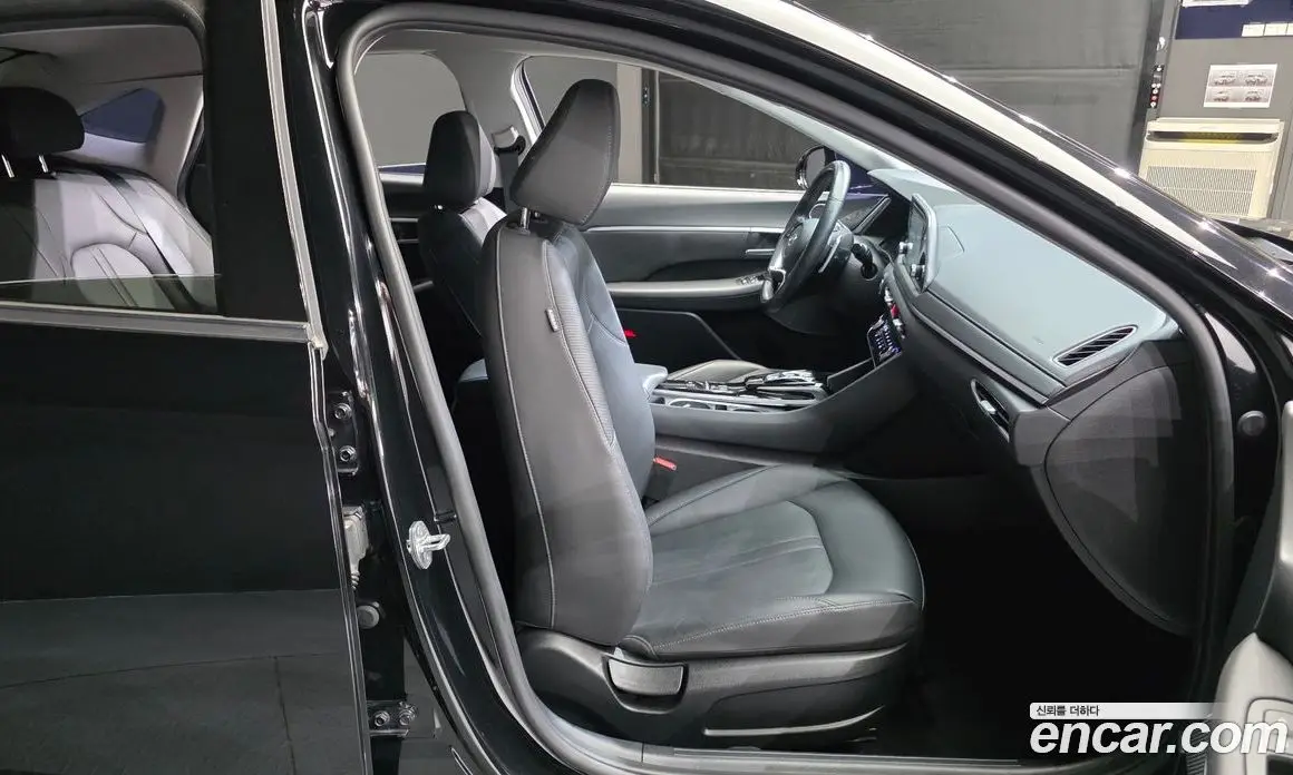 Hyundai Sonata 2021 2.0 автомат (гидро), фото 12 Hyundai Sonata 2021 2.0 автомат (гидро), фото 12
