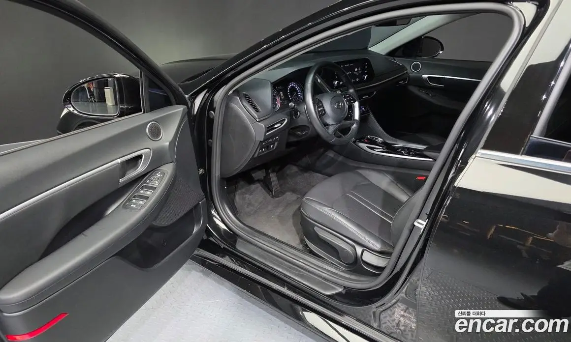 Hyundai Sonata 2021 2.0 автомат (гидро), фото 10 Hyundai Sonata 2021 2.0 автомат (гидро), фото 10