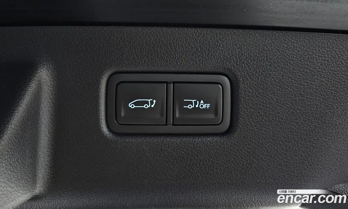 Hyundai Staria 2023 2.2 автомат (гидро), фото 20