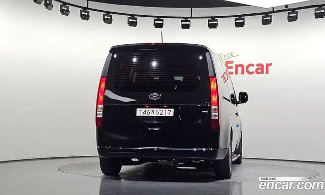 Hyundai Staria 2023 2.2 автомат (гидро), миниатюра 4