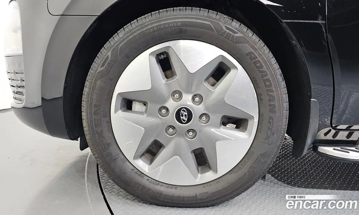 Hyundai Staria 2023 2.2 автомат (гидро), фото 5