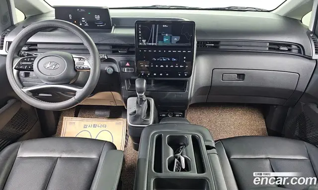 Hyundai Staria 2023 2.2 автомат (гидро), миниатюра 7