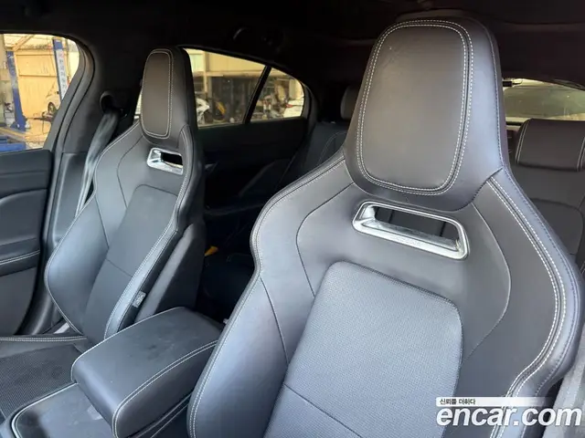 Jaguar I-Pace 2019 автомат (гидро), миниатюра 11