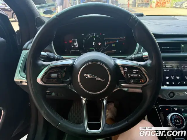 Jaguar I-Pace 2019 автомат (гидро), миниатюра 6
