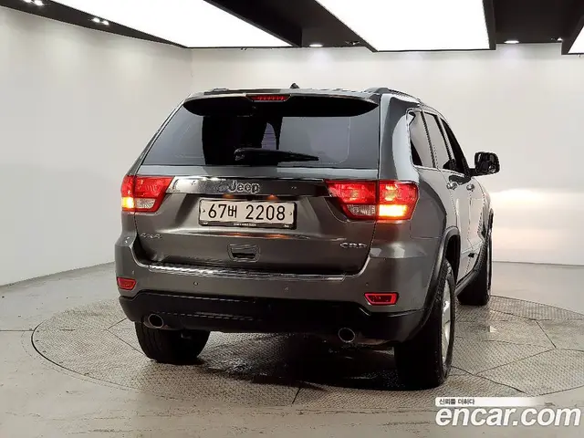 Jeep Cherokee 2013 3.0 автомат (гидро), миниатюра 3