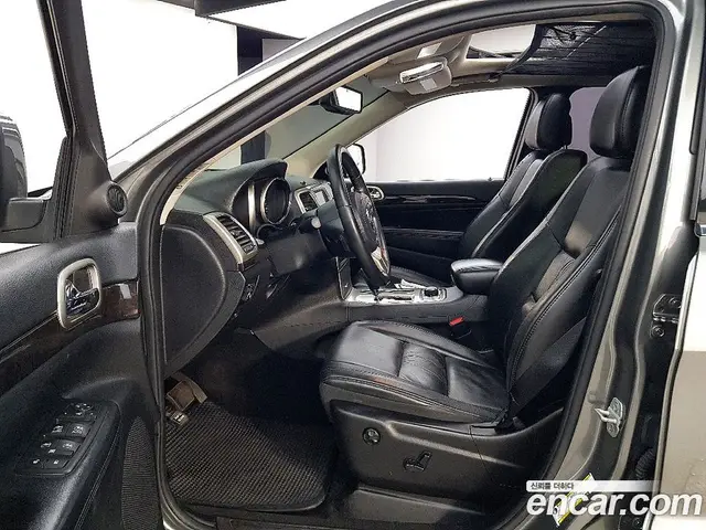 Jeep Cherokee 2013 3.0 автомат (гидро), миниатюра 8
