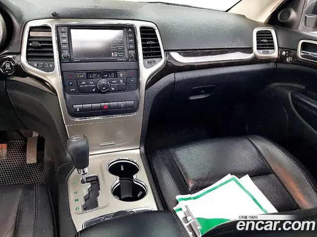 Jeep Cherokee 2013 3.0 автомат (гидро), миниатюра 10