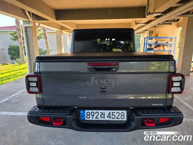 Jeep Gladiator 2021 3.6 автомат (гидро), миниатюра 7 Jeep Gladiator 2021 3.6 автомат (гидро), миниатюра 7