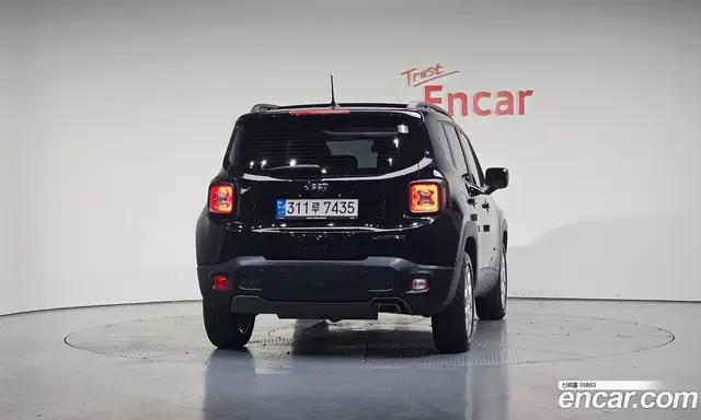 Jeep Renegade 2021 2.4 автомат (гидро), миниатюра 3 Jeep Renegade 2021 2.4 автомат (гидро), миниатюра 3