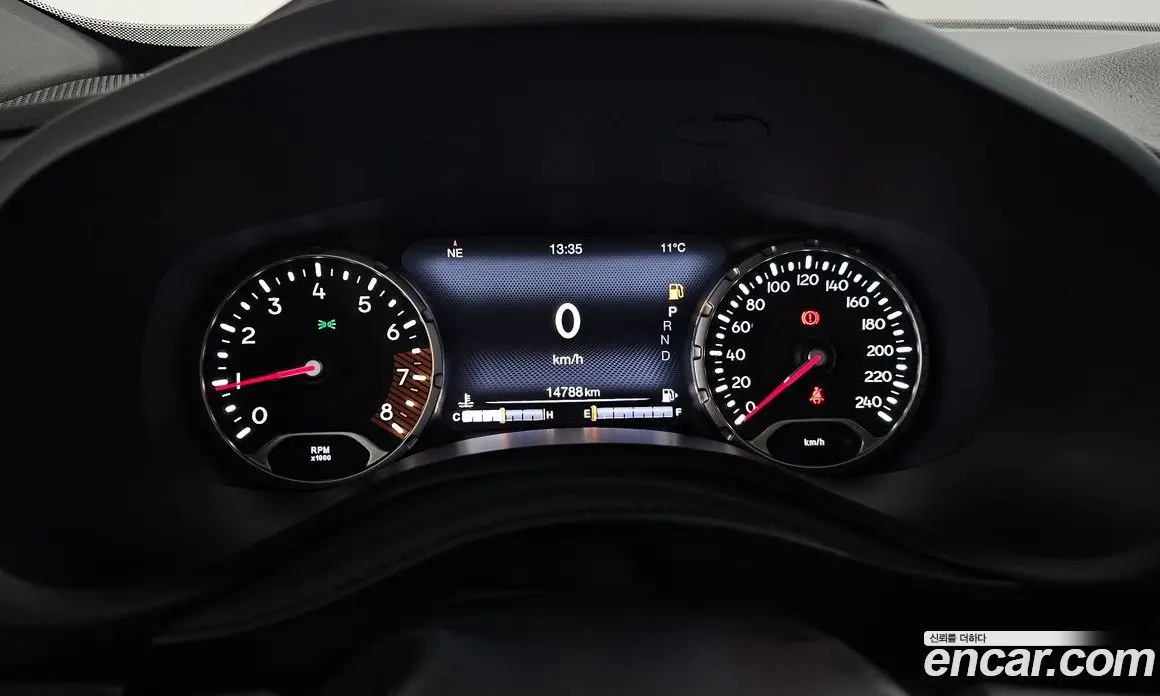 Jeep Renegade 2021 2.4 автомат (гидро), фото 7 Jeep Renegade 2021 2.4 автомат (гидро), фото 7