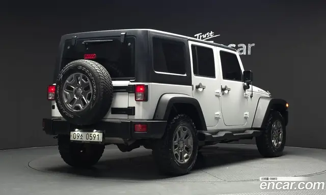 Jeep Wrangler 2016 3.6 автомат (гидро), миниатюра 2 Jeep Wrangler 2016 3.6 автомат (гидро), миниатюра 2