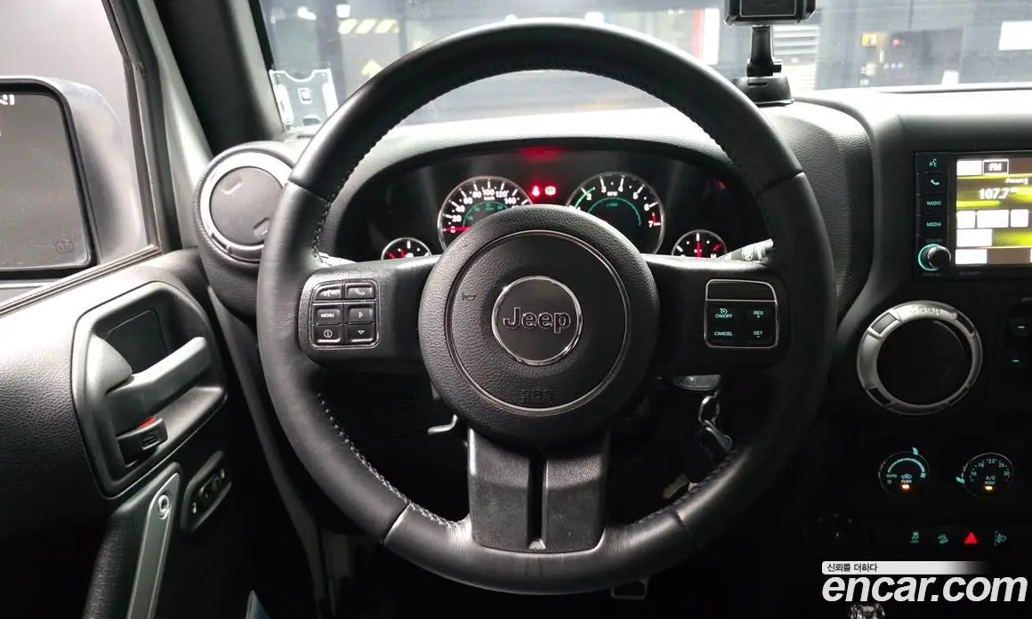 Jeep Wrangler 2016 3.6 автомат (гидро), фото 13 Jeep Wrangler 2016 3.6 автомат (гидро), фото 13