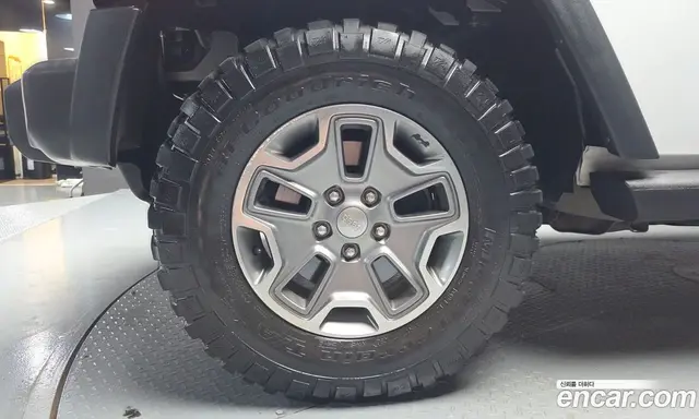 Jeep Wrangler 2016 3.6 автомат (гидро), миниатюра 5 Jeep Wrangler 2016 3.6 автомат (гидро), миниатюра 5