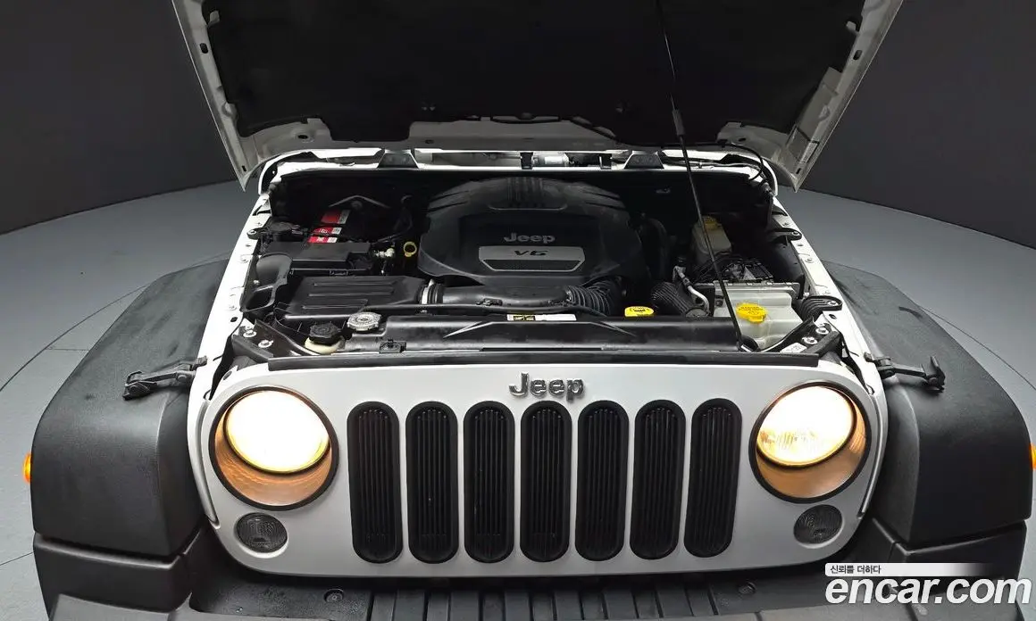 Jeep Wrangler 2016 3.6 автомат (гидро), фото 6 Jeep Wrangler 2016 3.6 автомат (гидро), фото 6