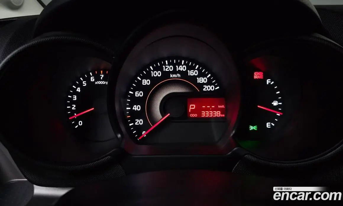 Kia Ray 2018 1.0 автомат (гидро), фото 8 Kia Ray 2018 1.0 автомат (гидро), фото 8
