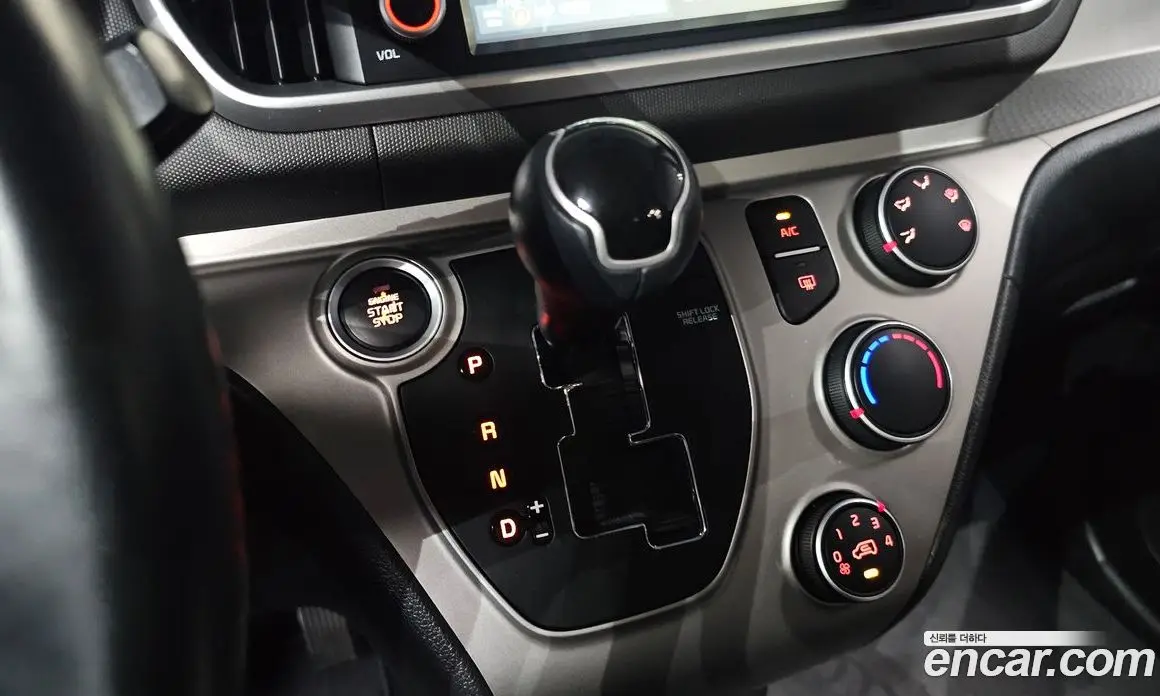 Kia Ray 2018 1.0 автомат (гидро), фото 9 Kia Ray 2018 1.0 автомат (гидро), фото 9