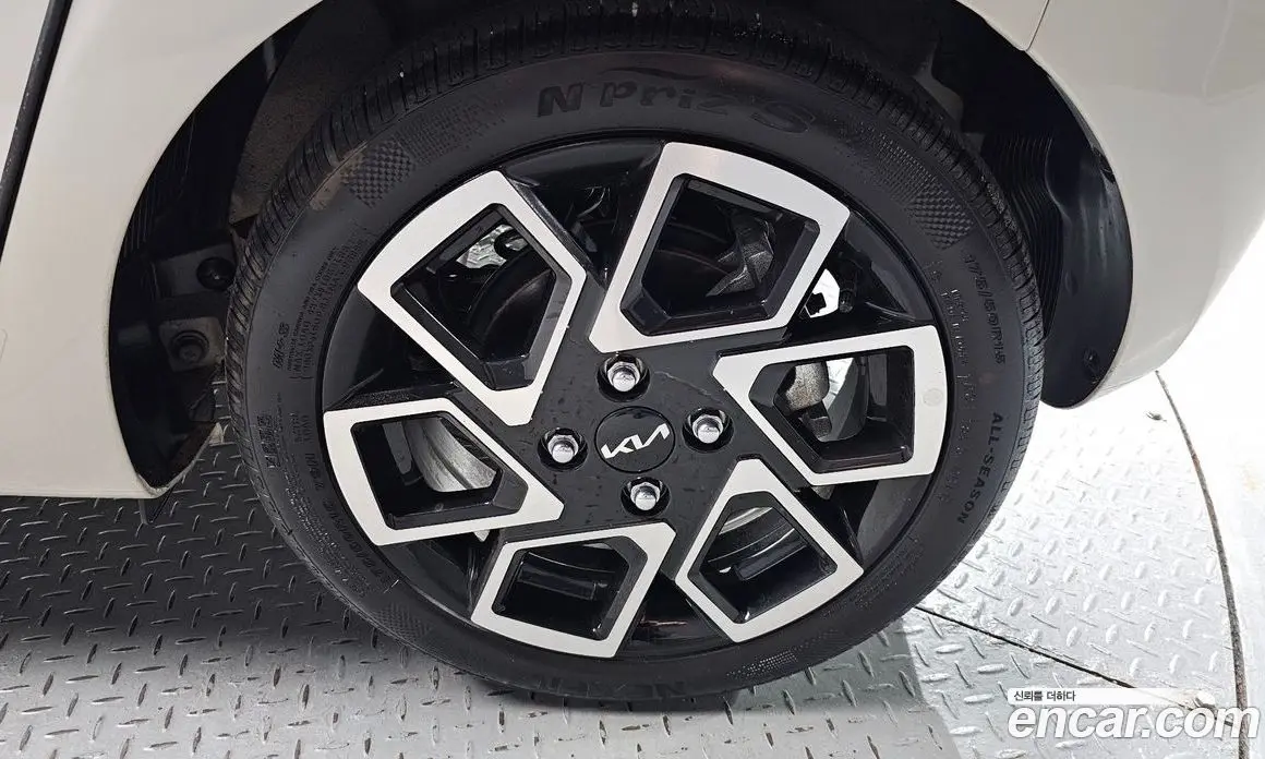 Kia Ray 2024 1.0 автомат (гидро), фото 5 Kia Ray 2024 1.0 автомат (гидро), фото 5