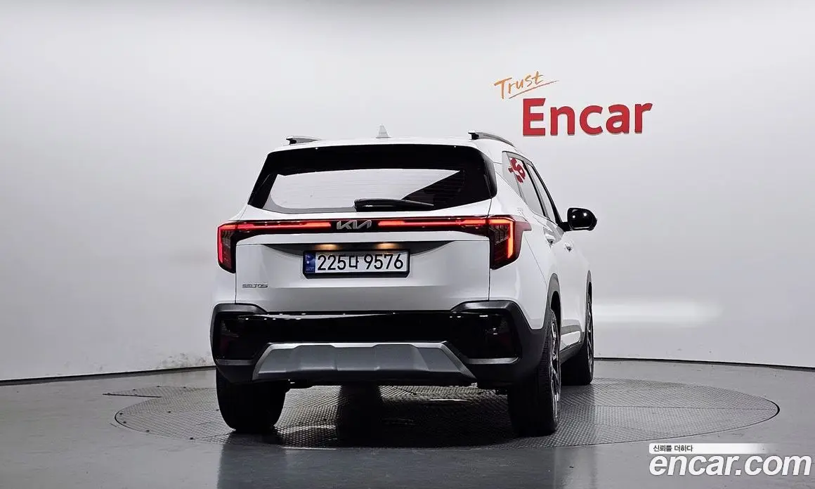 Kia Seltos 2022 1.6 автомат (гидро), фото 4
