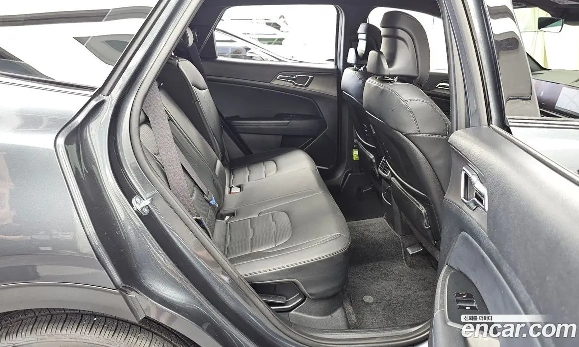 Kia Sportage 2025 1.6 автомат (гидро), фото 12 Kia Sportage 2025 1.6 автомат (гидро), фото 12