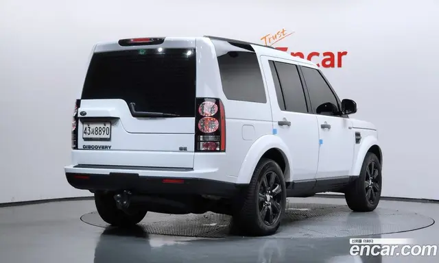 Land Rover Discovery 2015 3.0 автомат (гидро), миниатюра 2 Land Rover Discovery 2015 3.0 автомат (гидро), миниатюра 2