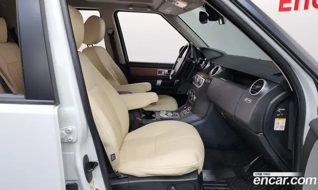 Land Rover Discovery 2015 3.0 автомат (гидро), миниатюра 11 Land Rover Discovery 2015 3.0 автомат (гидро), миниатюра 11