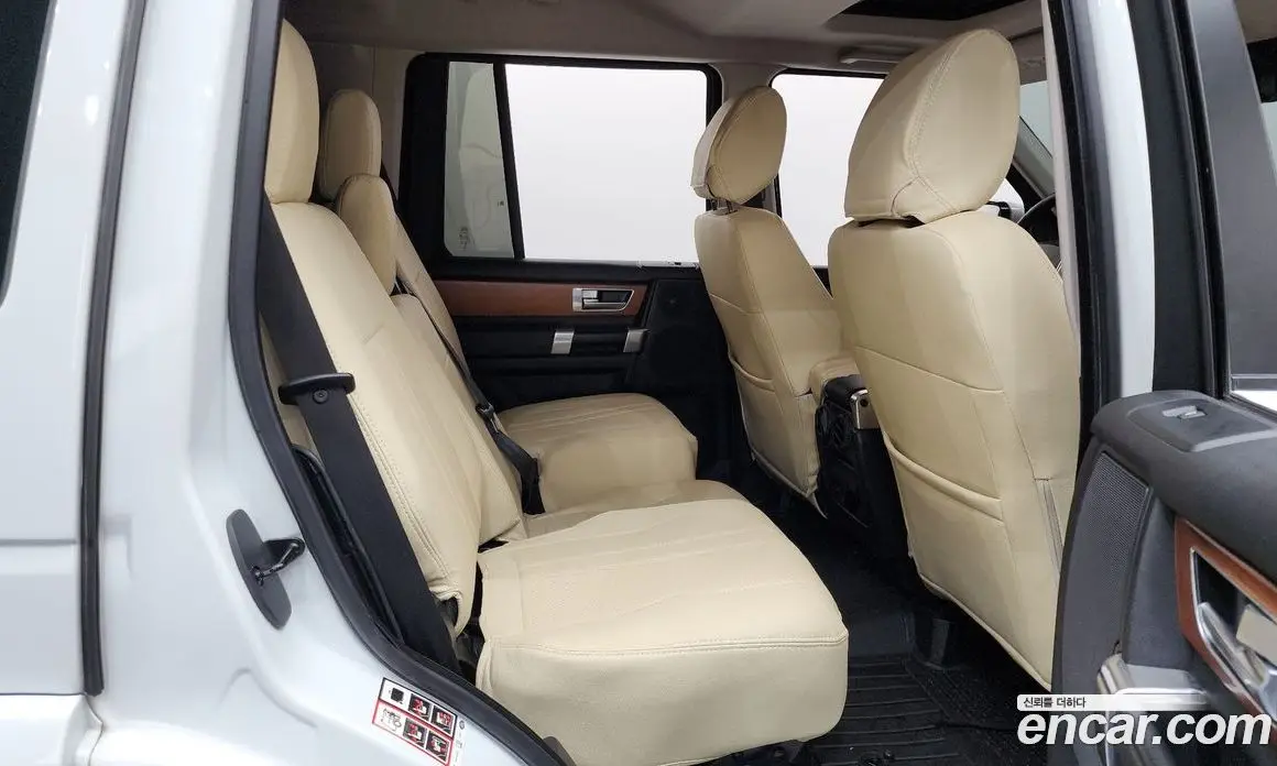 Land Rover Discovery 2015 3.0 автомат (гидро), фото 12 Land Rover Discovery 2015 3.0 автомат (гидро), фото 12