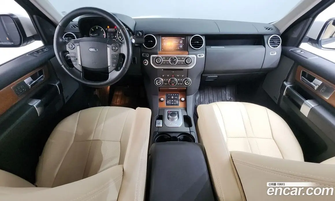 Land Rover Discovery 2015 3.0 автомат (гидро), фото 7 Land Rover Discovery 2015 3.0 автомат (гидро), фото 7