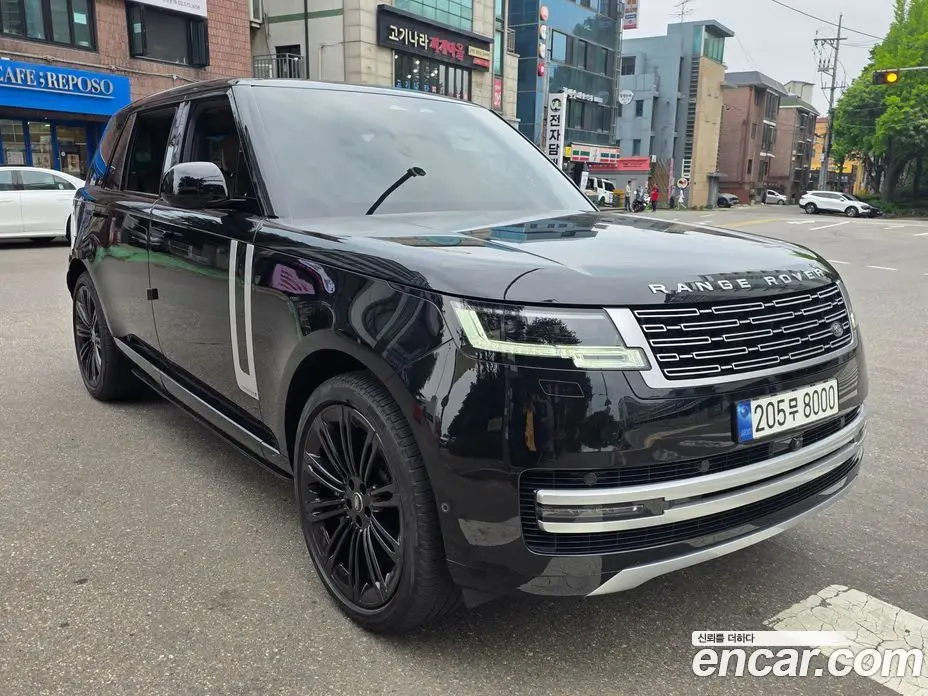 Land Rover Range Rover 2024 4.4 автомат (гидро), фото 3 Land Rover Range Rover 2024 4.4 автомат (гидро), фото 3