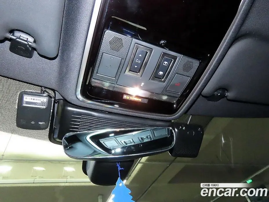 Land Rover Range Rover Velar 2024 3.0 автомат (гидро), фото 15