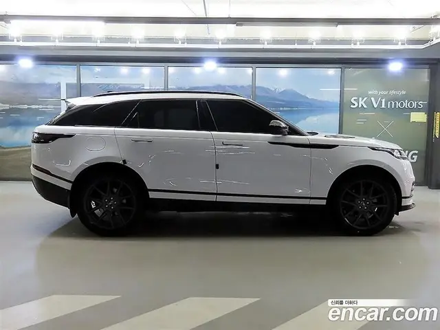 Land Rover Range Rover Velar 2024 3.0 автомат (гидро), миниатюра 3