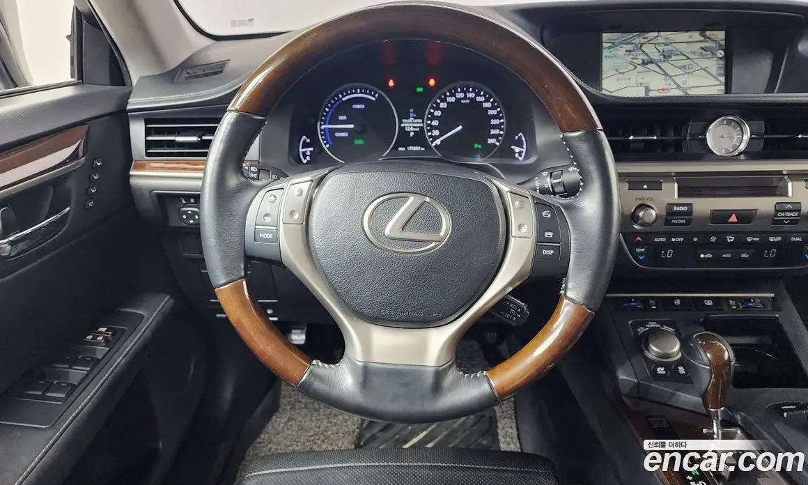 Lexus ES 2013 2.5 автомат (гидро), фото 14