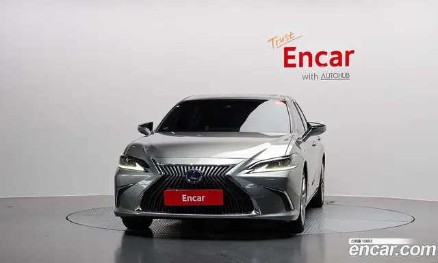 Lexus ES 2018 2.5 автомат (гидро), миниатюра 3
