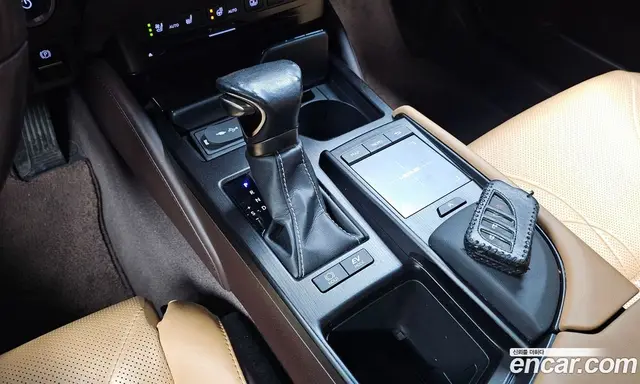 Lexus ES 2018 2.5 автомат (гидро), миниатюра 9