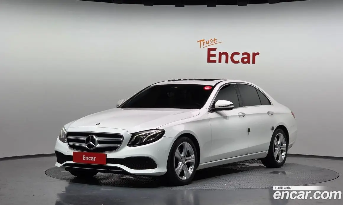 Mercedes-Benz E-Class 2016 1.9 автомат (гидро), фото 1 Mercedes-Benz E-Class 2016 1.9 автомат (гидро), фото 1