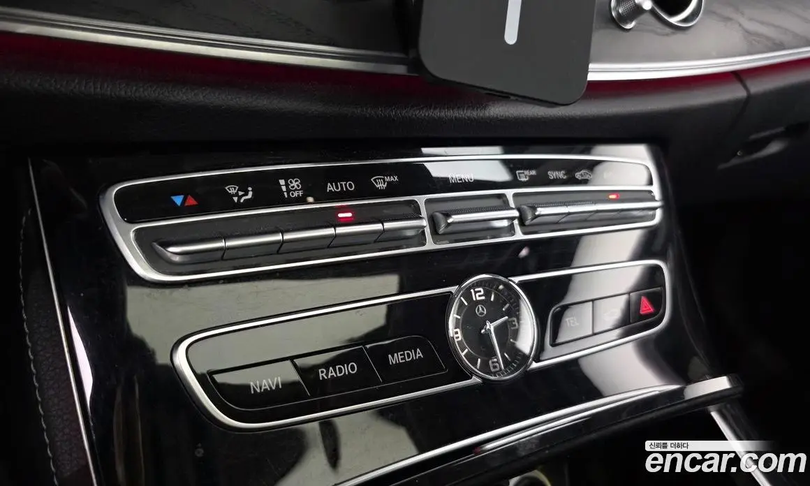 Mercedes-Benz E-Class 2016 1.9 автомат (гидро), фото 16 Mercedes-Benz E-Class 2016 1.9 автомат (гидро), фото 16