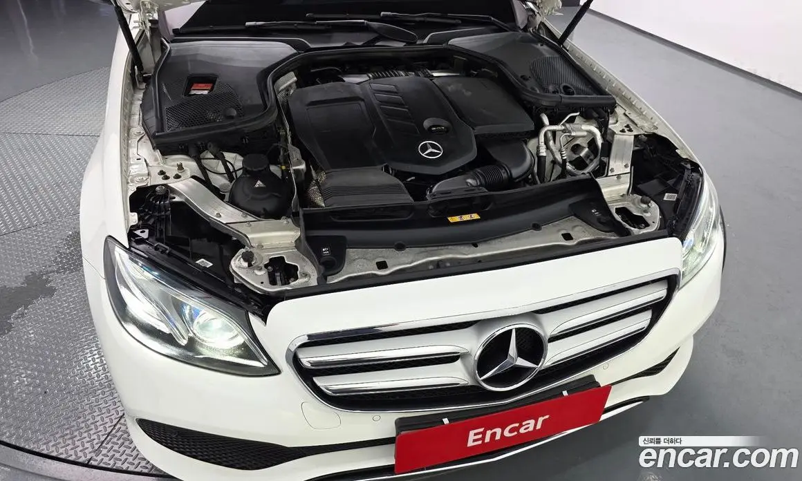 Mercedes-Benz E-Class 2016 1.9 автомат (гидро), фото 6 Mercedes-Benz E-Class 2016 1.9 автомат (гидро), фото 6