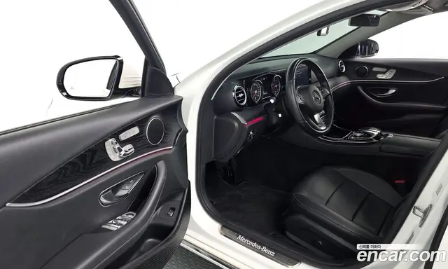Mercedes-Benz E-Class 2016 1.9 автомат (гидро), миниатюра 10 Mercedes-Benz E-Class 2016 1.9 автомат (гидро), миниатюра 10