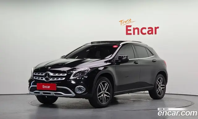 Mercedes-Benz GLA-Class, 2019, 33 650 км