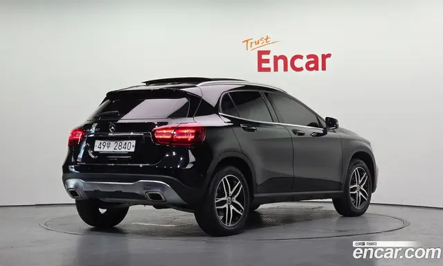 Mercedes-Benz GLA-Class 2019 2.0 автомат (гидро), миниатюра 2 Mercedes-Benz GLA-Class 2019 2.0 автомат (гидро), миниатюра 2
