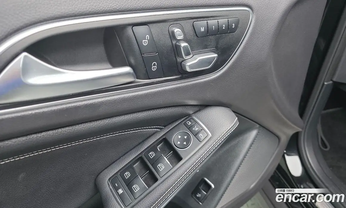Mercedes-Benz GLA-Class 2019 2.0 автомат (гидро), фото 13 Mercedes-Benz GLA-Class 2019 2.0 автомат (гидро), фото 13