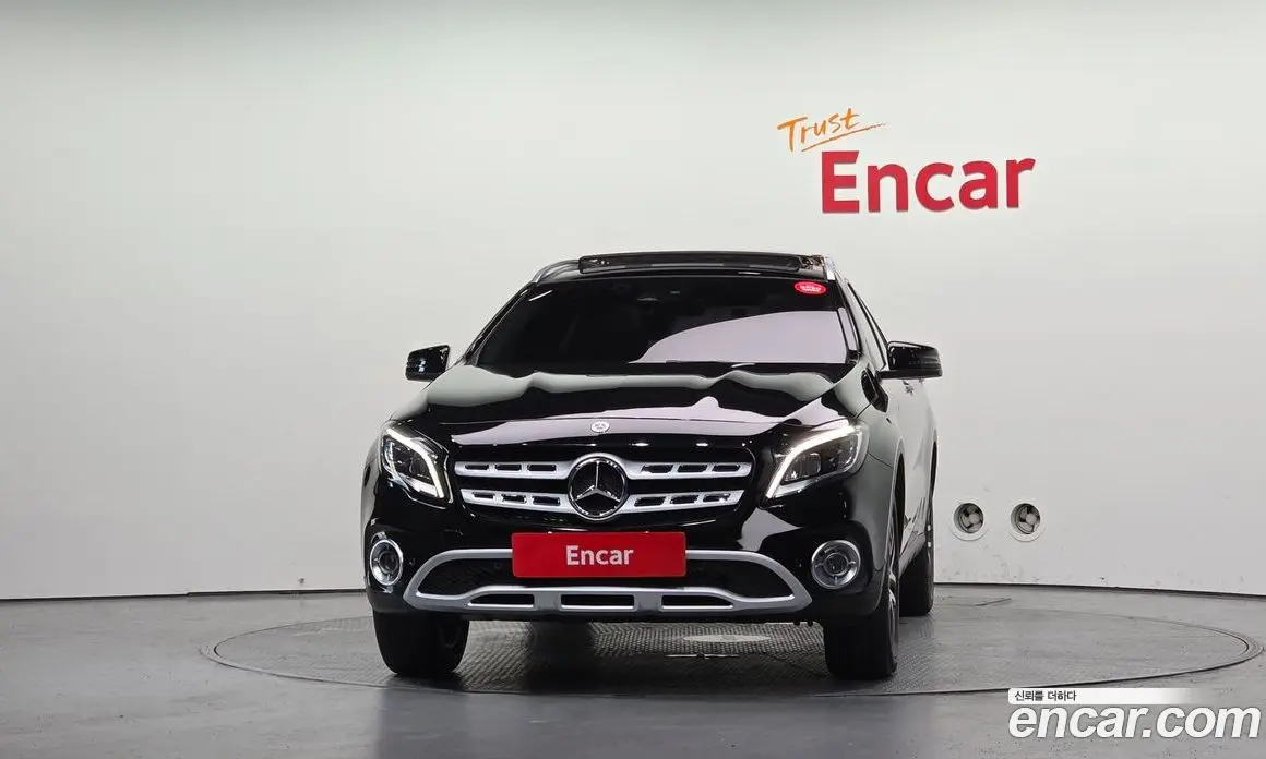 Mercedes-Benz GLA-Class 2019 2.0 автомат (гидро), фото 3 Mercedes-Benz GLA-Class 2019 2.0 автомат (гидро), фото 3