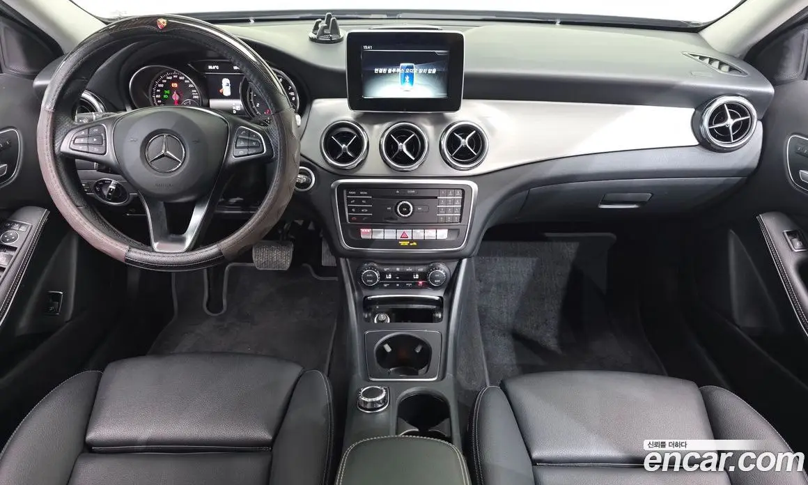 Mercedes-Benz GLA-Class 2019 2.0 автомат (гидро), фото 7 Mercedes-Benz GLA-Class 2019 2.0 автомат (гидро), фото 7