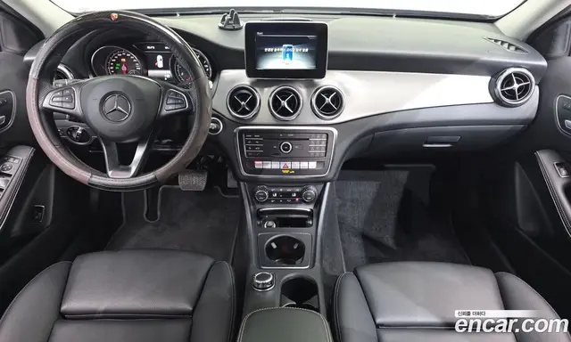 Mercedes-Benz GLA-Class 2019 2.0 автомат (гидро), миниатюра 7 Mercedes-Benz GLA-Class 2019 2.0 автомат (гидро), миниатюра 7