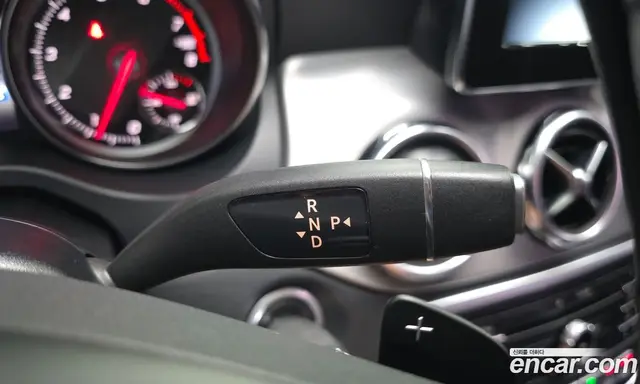 Mercedes-Benz GLA-Class 2019 2.0 автомат (гидро), миниатюра 9 Mercedes-Benz GLA-Class 2019 2.0 автомат (гидро), миниатюра 9