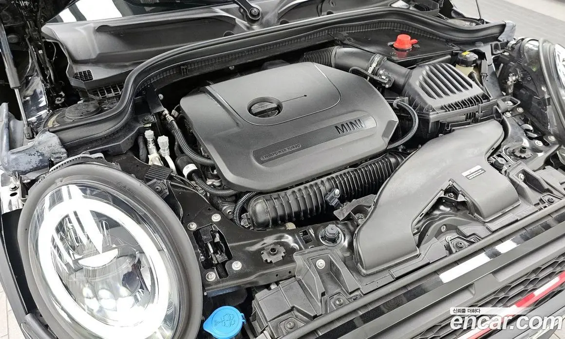 Mini Cooper 2023 2.0 автомат (гидро), фото 6 Mini Cooper 2023 2.0 автомат (гидро), фото 6