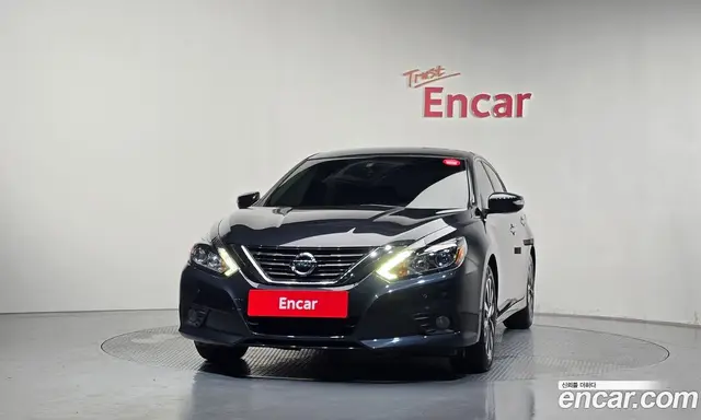 Nissan Altima 2017 2.5 автомат (гидро), миниатюра 3